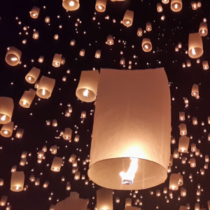 Shinnyo Lantern Floating Hawai‘i: A Memorial Day Tradition Rooted in Aloha