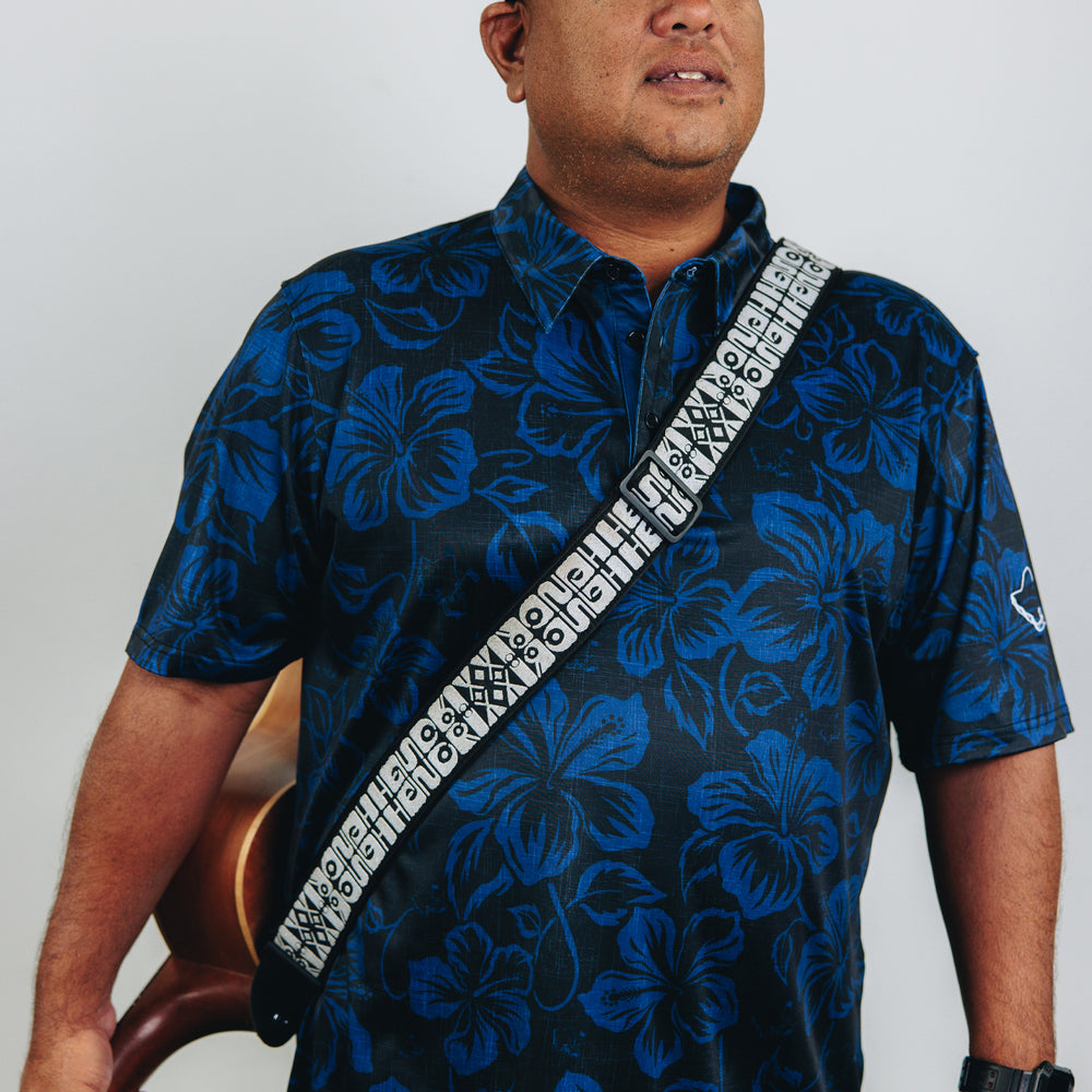 
                      
                        "Hibiscus Pareu" Night Navy - OGA Men's Polo - Black / Navy
                      
                    