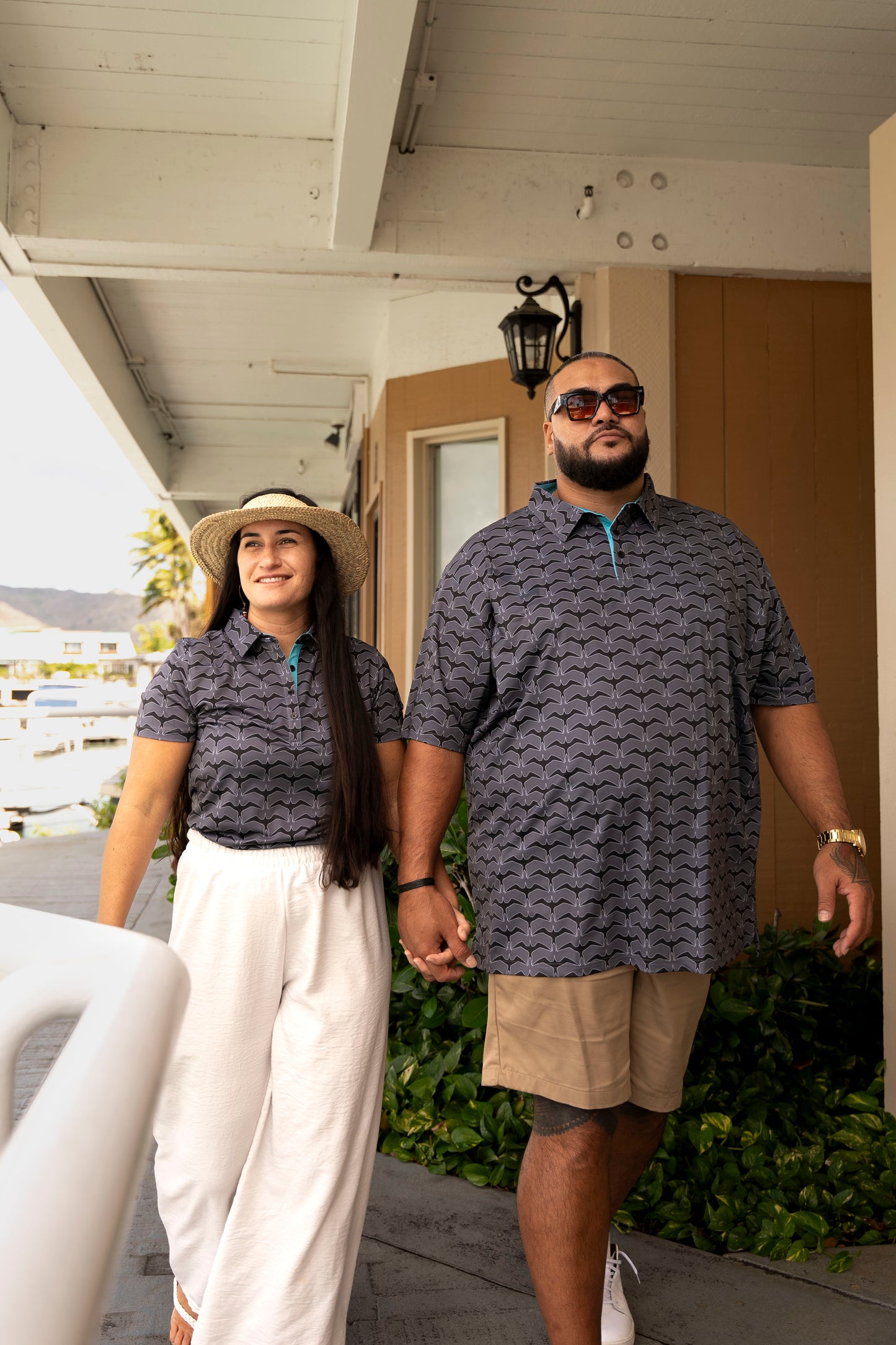 "Iwa Flock" Onyx Shadow - OGA Women's Polo - Graphite / Onyx